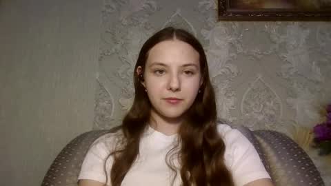 Yuni online show from May 2026 03:17:01 PM