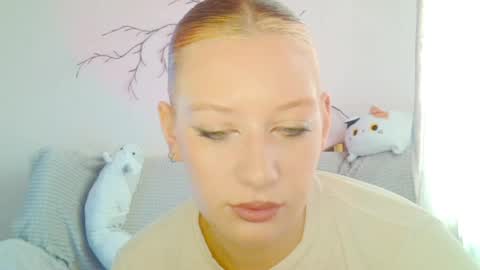 Lily online show from April 2026 07:22:01 AM