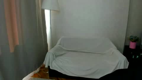 Emma online show from June 2026 06:35:01 AM