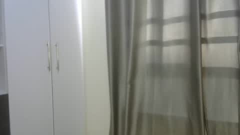 Snapshot of east_queen chatting on January 2025 01:40:01 PM east_queen online show from January 2025 01:40:01 PM