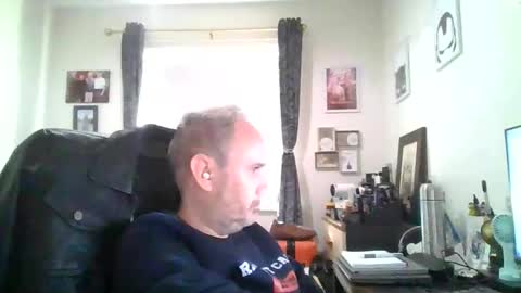 Snapshot of eastmidssoul chatting on September 2025 07:41:01 AM eastmidssoul online show from September 2025 07:41:01 AM