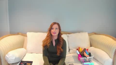 Snapshot of eatmygingersnapps chatting on January 2025 03:22:01 PM Allison online show from January 2025 03:22:01 PM