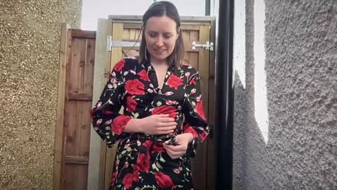 Nadia Ferreira  online show from March 2025 01:06:02 PM