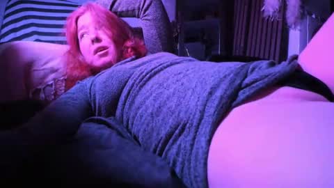 Snapshot of eatthebooty420 chatting on February 2025 06:19:01 AM hi.. im baybee more spicyness --- online show from February 2025 06:19:01 AM