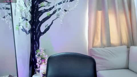      online show from September 2025 05:34:02 PM