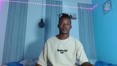 Snapshot of ebonny_stallion chatting on November 2025 07:19:02 PM Chris Palaz online show from November 2025 07:19:02 PM