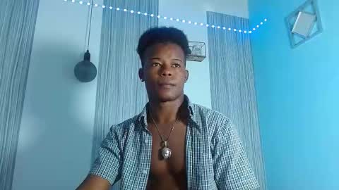 Snapshot of ebonny_stallion chatting on December 2025 07:09:01 PM Chris Palaz online show from December 2025 07:09:01 PM