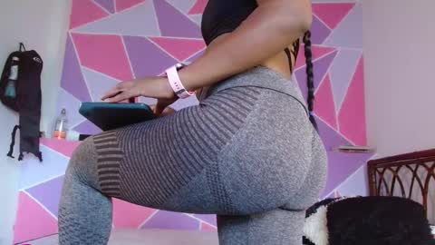 Alika Ashanti online show from February 2025 05:09:01 PM