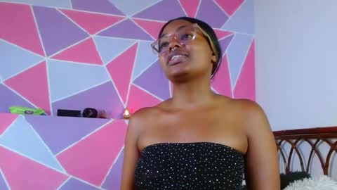 Alika Ashanti online show from February 2025 01:08:02 PM