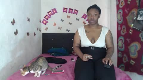 Snapshot of ebony_chayna chatting on October 2025 07:03:01 PM chayna smith online show from October 2025 07:03:01 PM