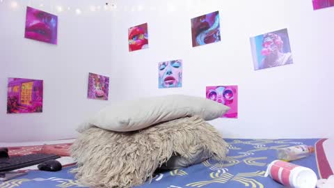 ebony_cute9 online show from January 2025 11:23:01 PM