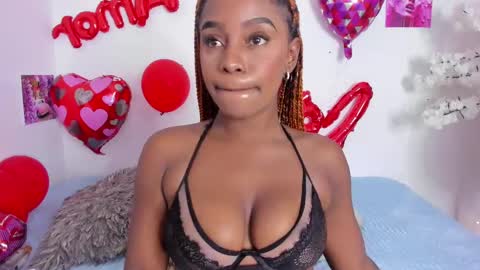 ebony_cute9 online show from February 2025 07:52:01 PM