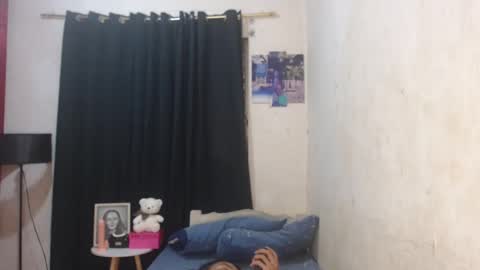 BEA DONT FORGET TO FOLLOW ME online show from February 2025 01:43:01 AM