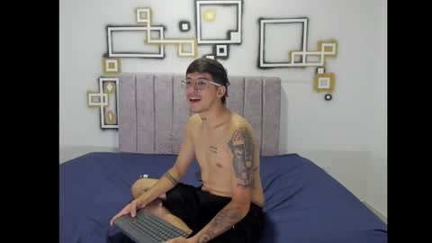 Snapshot of ebony_hard_love chatting on October 2025 12:40:02 AM ebony_hard_love online show from October 2025 12:40:02 AM