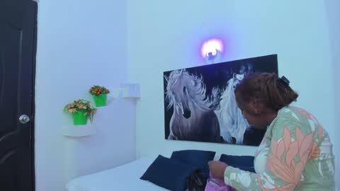 Snapshot of ebony_katterin chatting on December 2024 07:42:02 PM ebony_katterin online show from December 2024 07:42:02 PM