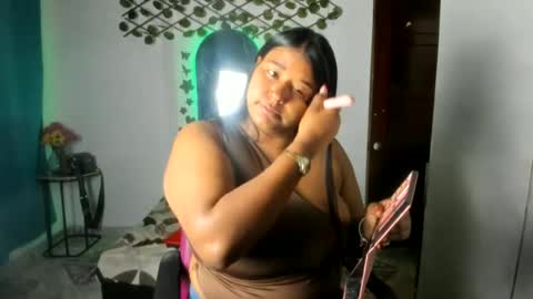 ebony_luna1 online show from June 2026 07:41:02 PM
