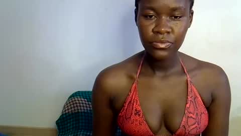 Snapshot of ebony_lynne chatting on June 2026 12:57:02 PM ebony_lynne online show from June 2026 12:57:02 PM