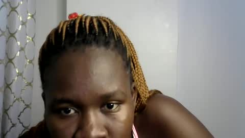 Snapshot of ebony_lynne chatting on August 2026 08:44:01 PM ebony_lynne online show from August 2026 08:44:01 PM
