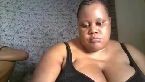 ebony_magixs online show from September 2025 01:40:01 AM