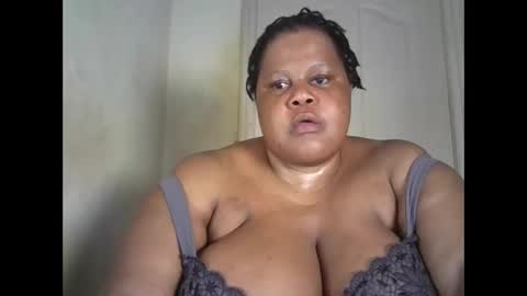 ebony_magixs online show from October 2025 03:07:01 AM