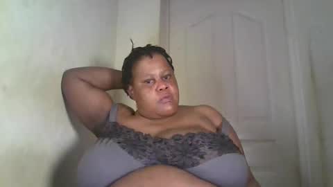 ebony_magixs online show from October 2025 03:20:02 AM