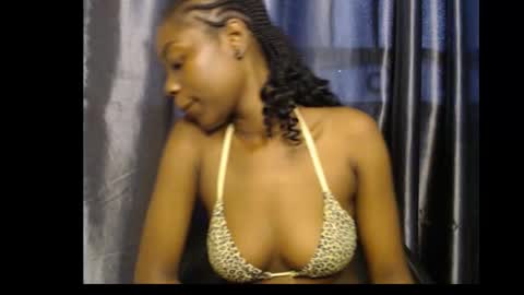 Ella online show from September 2025 10:26:02 AM