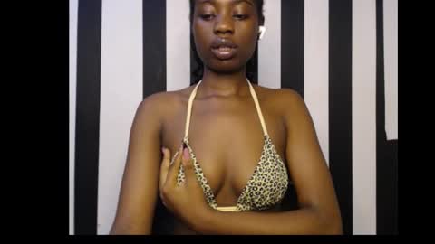 Ella online show from September 2025 09:49:01 PM