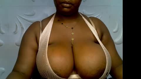 Snapshot of ebony_plumx12 chatting on November 2025 08:51:05 AM Prisy online show from November 2025 08:51:05 AM