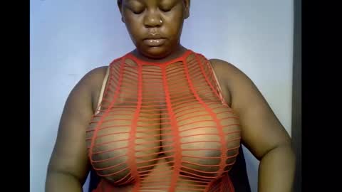 Snapshot of ebony_plumx12 chatting on December 2025 08:09:01 AM Prisy online show from December 2025 08:09:01 AM