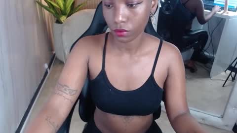 Snapshot of ebony_rose_tf chatting on October 2025 01:07:01 PM ebony_rose_tf online show from October 2025 01:07:01 PM