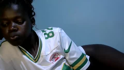 ebonybloom01 online show from February 2026 06:00:02 PM