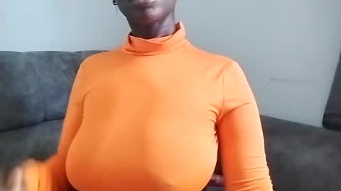 Snapshot of ebonycandymelani chatting on February 2025 01:27:01 PM Ebony Melanie online show from February 2025 01:27:01 PM