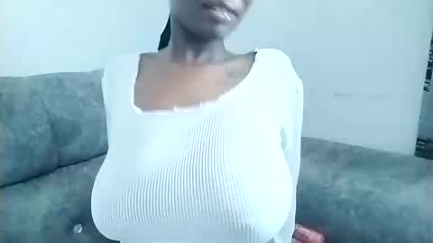 Snapshot of ebonycandymelani chatting on March 2025 10:46:01 AM Ebony Melanie online show from March 2025 10:46:01 AM