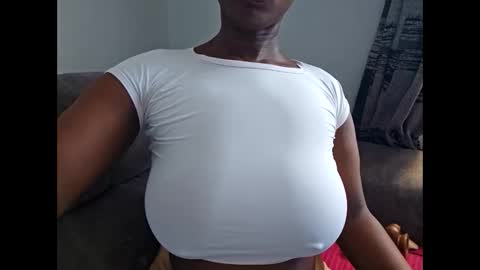 Ebony Melanie online show from November 2025 11:20:01 AM