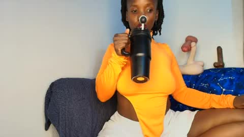 Ebony Melanie online show from June 2026 09:52:01 PM