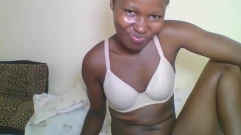 Snapshot of ebonycutegal1996 chatting on November 2025 03:40:01 PM TRIZER online show from November 2025 03:40:01 PM