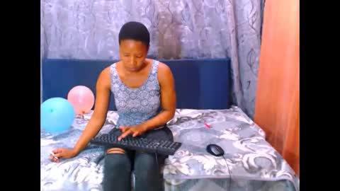 Snapshot of ebonyfirexx chatting on September 2025 05:31:01 AM Life online show from September 2025 05:31:01 AM