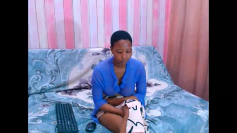 Snapshot of ebonyfirexx chatting on October 2025 06:46:01 AM Life online show from October 2025 06:46:01 AM