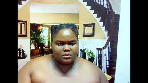 Snapshot of ebonyhotbuns4u2luv chatting on February 2025 09:52:01 PM ebonyhotbuns4u2luv online show from February 2025 09:52:01 PM