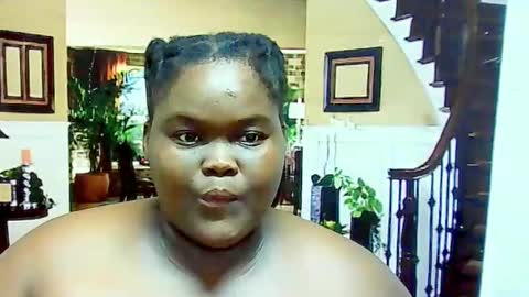 Snapshot of ebonyhotbuns4u2luv chatting on February 2025 06:48:01 PM ebonyhotbuns4u2luv online show from February 2025 06:48:01 PM