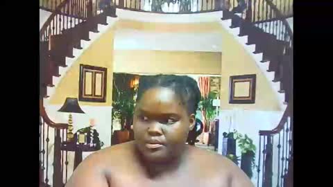 Snapshot of ebonyhotbuns4u2luv chatting on February 2025 09:47:02 PM ebonyhotbuns4u2luv online show from February 2025 09:47:02 PM