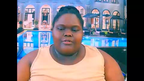 ebonyhotbuns4u2luv online show from December 2025 08:00:02 AM