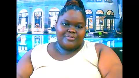 Snapshot of ebonyhotbuns4u2luv chatting on March 2026 05:45:01 AM ebonyhotbuns4u2luv online show from March 2026 05:45:01 AM