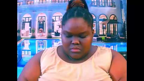 Snapshot of ebonyhotbuns4u2luv chatting on April 2026 06:38:02 PM ebonyhotbuns4u2luv online show from April 2026 06:38:02 PM