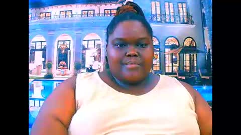 Snapshot of ebonyhotbuns4u2luv chatting on April 2026 06:03:02 AM ebonyhotbuns4u2luv online show from April 2026 06:03:02 AM