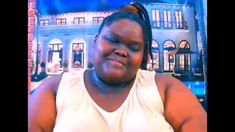 Snapshot of ebonyhotbuns4u2luv chatting on April 2026 06:35:02 AM ebonyhotbuns4u2luv online show from April 2026 06:35:02 AM