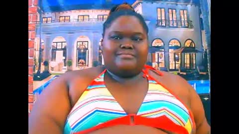 Snapshot of ebonyhotbuns4u2luv chatting on April 2026 07:45:01 AM ebonyhotbuns4u2luv online show from April 2026 07:45:01 AM