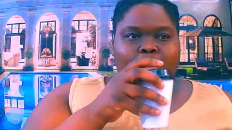 Snapshot of ebonyhotbuns4u2luv chatting on July 2026 07:34:02 AM ebonyhotbuns4u2luv online show from July 2026 07:34:02 AM