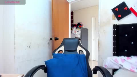 Snapshot of ebonylatinx chatting on January 2025 05:48:01 PM Angela online show from January 2025 05:48:01 PM