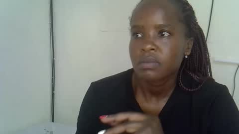Snapshot of ebonyluxe12 chatting on April 2026 12:25:01 PM Ebony Luxe online show from April 2026 12:25:01 PM